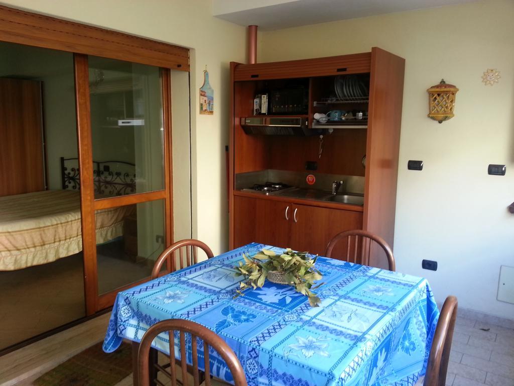 Reggio Central House Low Cost Per 4 Reggio Calabria Exterior foto