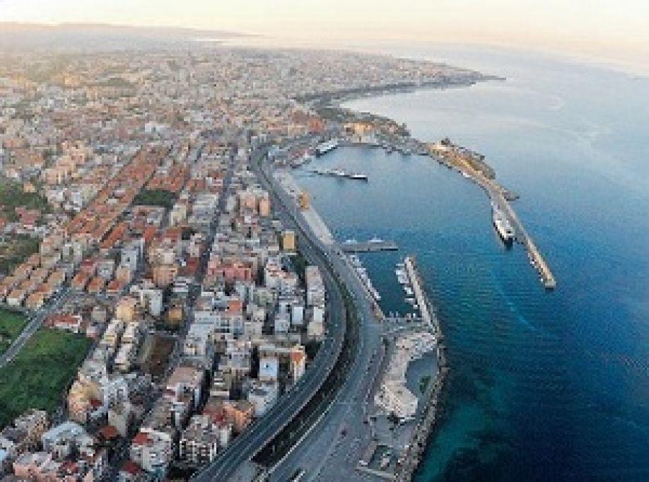 Reggio Central House Low Cost Per 4 Reggio Calabria Exterior foto